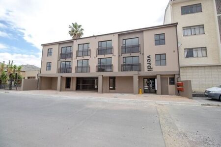 2 Bedroom apartment to rent in Paarl Central