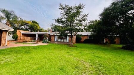 4 Bedroom house to rent in Reyno Ridge, Witbank