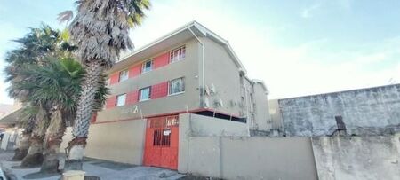 Studio apartment in Quigney