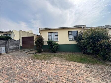 2 Bedroom Townhouse in Cambridge West