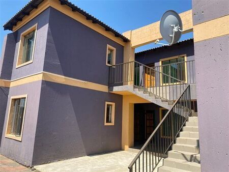 1 Bedroom Apartment in Naledi
