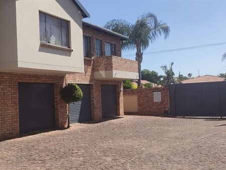 1 Bedroom Apartment in Wonderboom South