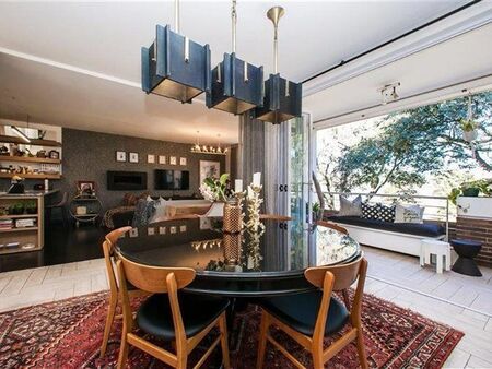 2 Bedroom Apartment in Illovo