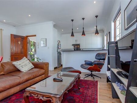1 Bedroom Apartment in Saxonwold