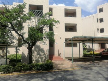 1 Bedroom Apartment in Bryanston