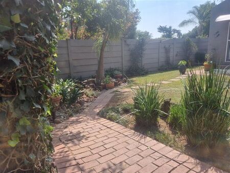 1 Bedroom Apartment in Gallo Manor