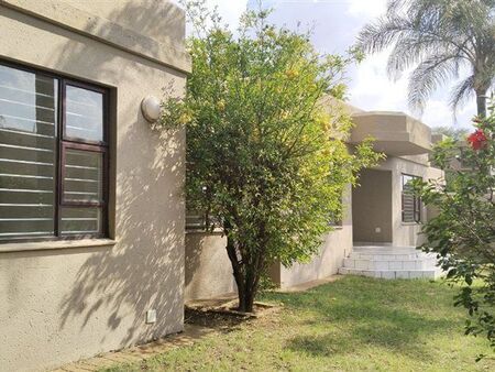 4 Bedroom House in Magaliessig