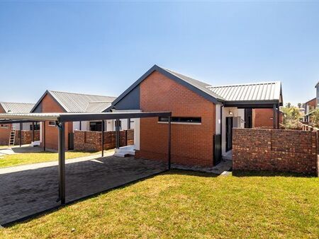 3 Bedroom House in Jackal Creek Golf Estate