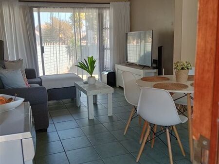 2 Bedroom Townhouse in Liefde en Vrede