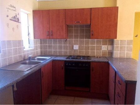 2 Bedroom Townhouse in Meredale