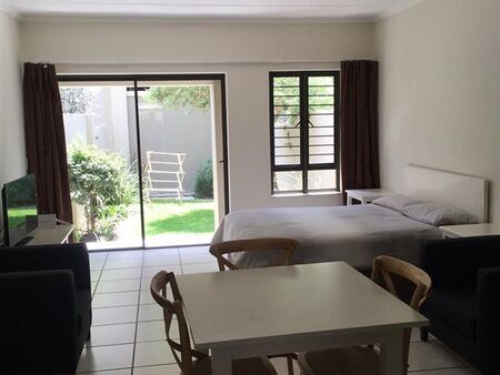Studio apartment in Paulshof