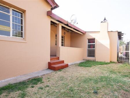2 Bedroom House in Heidelberg Central