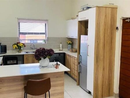 2 Bedroom Apartment in Modderfontein