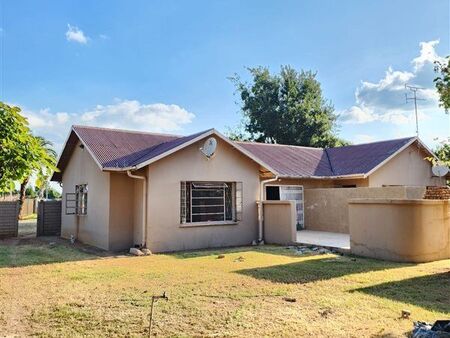 3 Bedroom House in Strubenvale