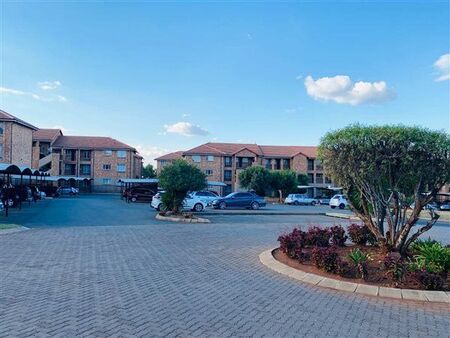 2 Bedroom Apartment in Heuweloord