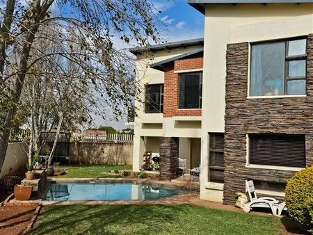 4 Bedroom House in Midstream Estate