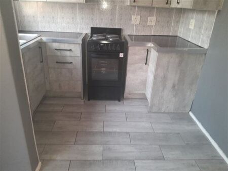2 Bedroom Townhouse in Zwartkop