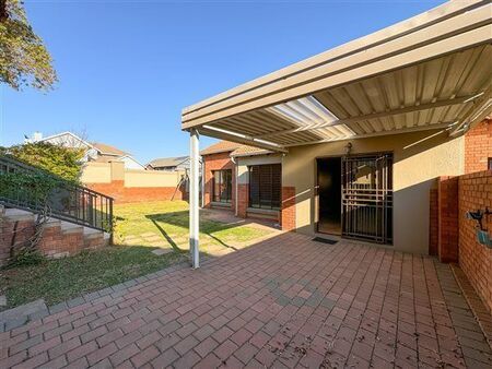 3 Bedroom Simplex in Rietvlei Ridge Country Estate