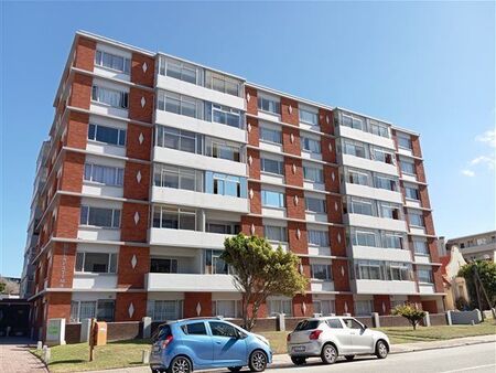 2 Bedroom Apartment in Humewood