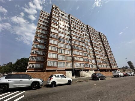 2.5 Bedroom Apartment in North Beach