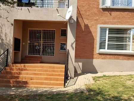 2 Bedroom Apartment in Willowbrook