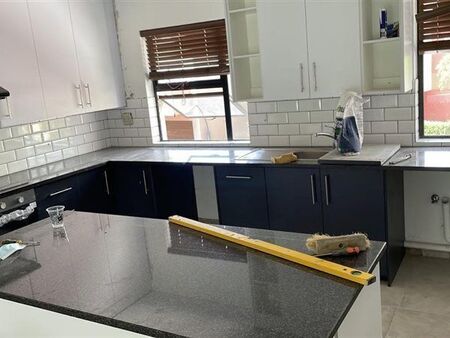 2 Bedroom House in Lombardy Estate