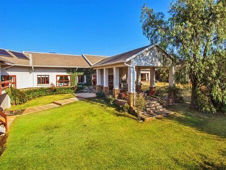 5 Bedroom House in Mooikloof Equestrian Estate