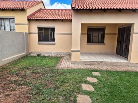 3 Bedroom House in Mooikloof Equestrian Estate
