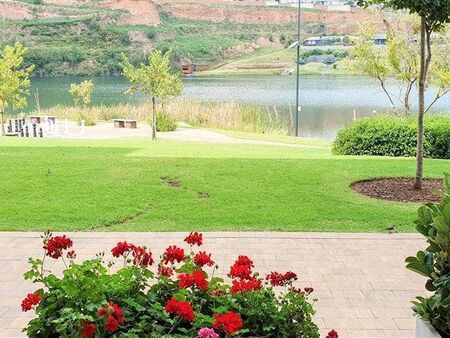 2 Bedroom Apartment in Waterkloof