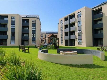 2 Bedroom Apartment in Parklands