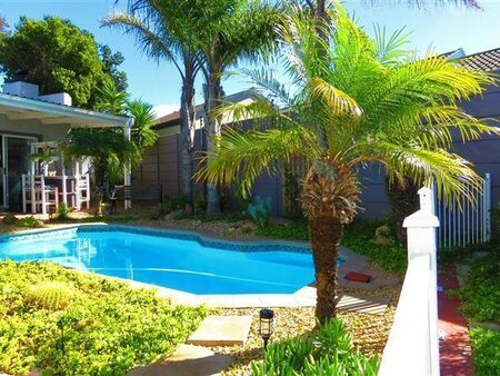 3 Bedroom House in Parklands