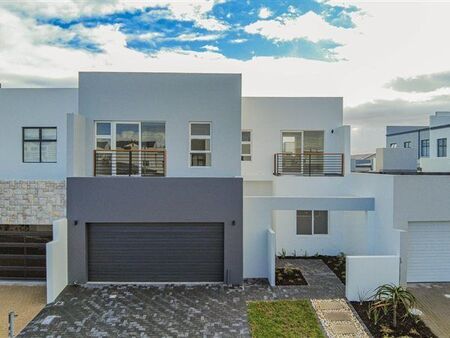 4 Bedroom House in Sandown