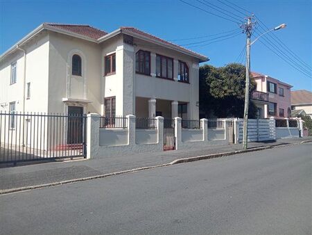 3 Bedroom Apartment in Muizenberg