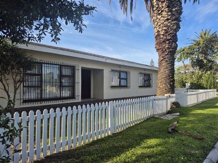 3 Bedroom House in Melkbosstrand