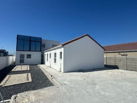 3 Bedroom House in Strandfontein