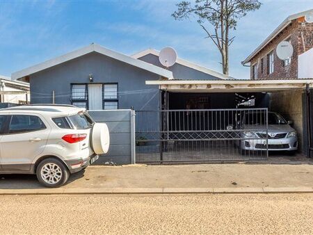 3 Bedroom House in Amstelhof