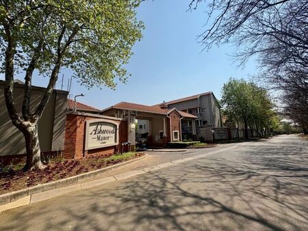1 Bedroom apartment to rent in Paulshof, Sandton