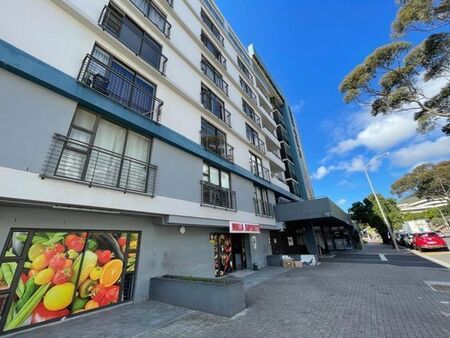 1 Bedroom apartment to rent in Zonnebloem, Cape Town