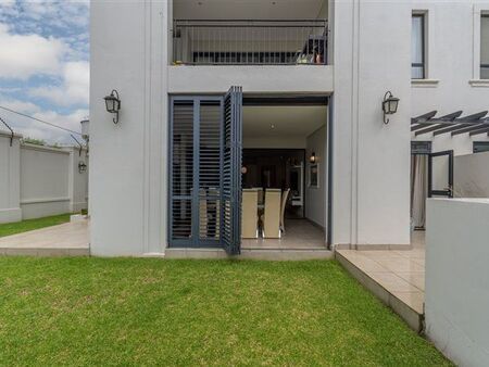 3 Bedroom Apartment in Bryanston