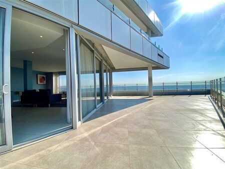 3 Bedroom Apartment in Benmore Gardens