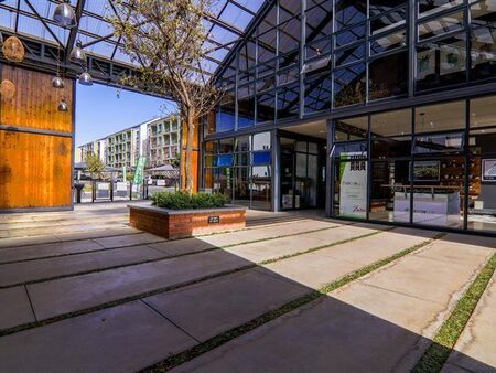1 Bedroom Apartment in Linbro Park