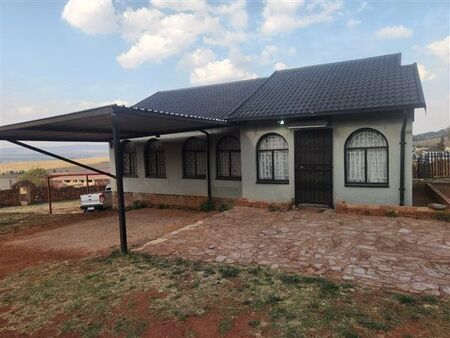 3 Bedroom House in Zakariyya Park