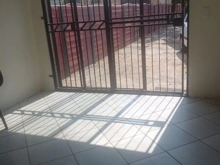 1 Bedroom House in Elandspark