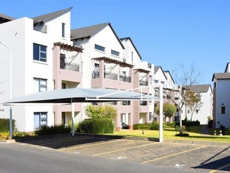 2 Bedroom Apartment in Fourways