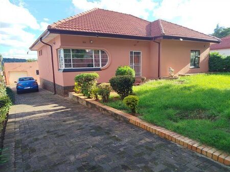 3 Bedroom House in Cyrildene
