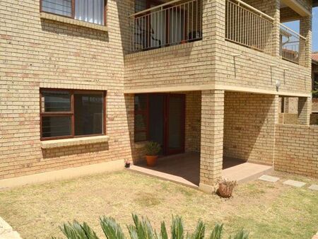 2 Bedroom Apartment in Fourways