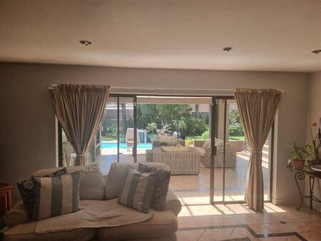 4 Bedroom House in Fourways Gardens