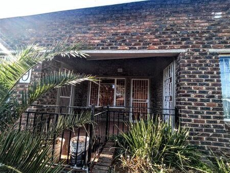 Studio apartment in Selection Park