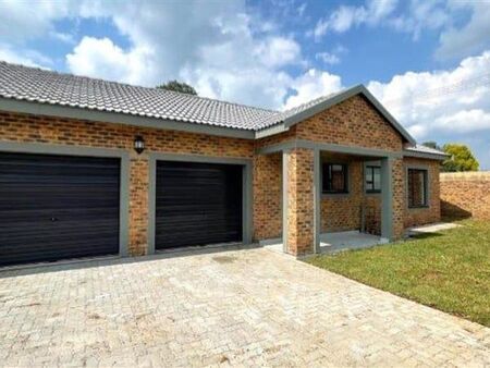 2 Bedroom Townhouse in Riversdale