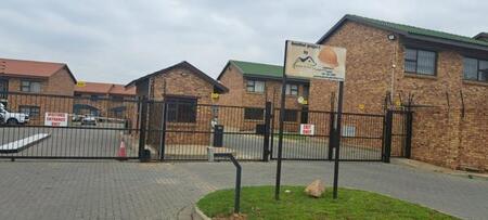 1 Bedroom Townhouse in Witfield